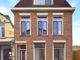 Vlooswijkstraat 24, Terneuzen