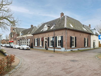 Dorpsstraat 14