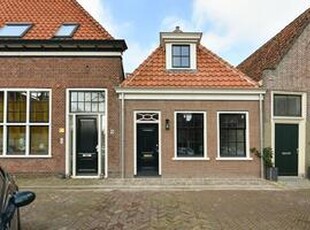 Grachtenpand, tussenwoning te huur in Hoorn