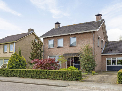 Veldstraat 11