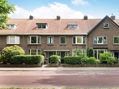 Vondelkade 28