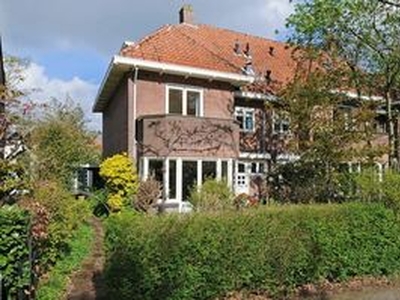 Villa, hoekwoning te huur in Bussum