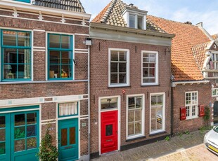 Buiten Sociëteitstraat 6