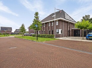 Woonhuis in Heerhugowaard met 7 kamers