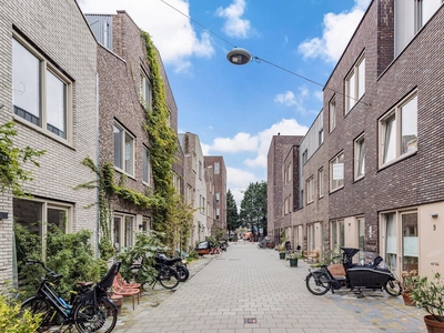 Driedistelstraat in Amsterdam (164m2)