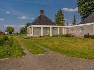 Hoofdweg 77, Midwolda