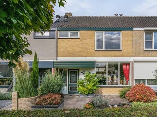 Zeestraat 120, Zevenbergen