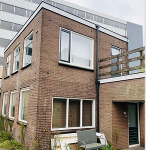 Emmastraat in Velp (80m2)