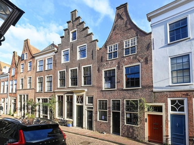 Langebrug in Leiden (110m2)