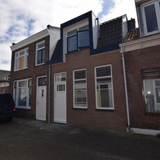 Studio in Den Helder met 3 kamers