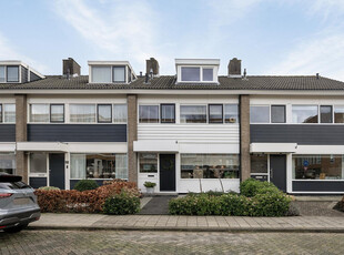 Vrijhof 28