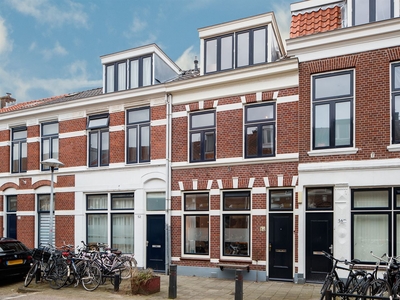 Riouwstraat 54