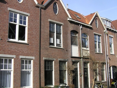 J.M. Kemperstraat 16