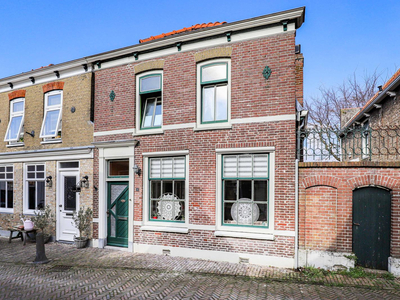 Hoge Kerkstraat 11