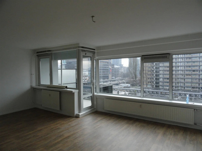 Appartement te huur Kruiskade, Rotterdam