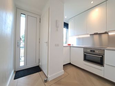 Huur 1 slaapkamer appartement van 42 m² in Dordrecht