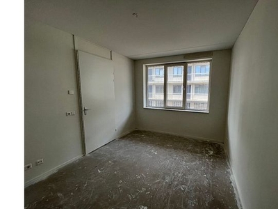 Huur 1 slaapkamer appartement van 75 m² in Ijmuiden