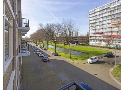 Huur 2 slaapkamer appartement van 70 m² in Rotterdam