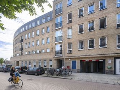 Huur 2 slaapkamer appartement van 72 m² in Amsterdam