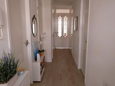 Huur 2 slaapkamer appartement van 81 m² in Amsterdam