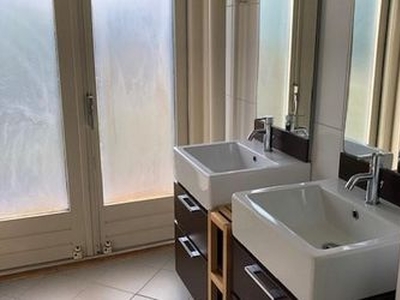 Huur 2 slaapkamer appartement van 90 m² in Utrecht