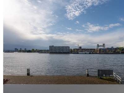 Huur 2 slaapkamer appartement van 99 m² in Rotterdam