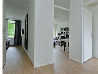 Huur 3 slaapkamer appartement van 75 m² in Amstelveen