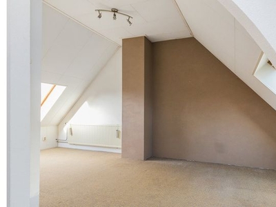 Huur 3 slaapkamer huis van 108 m² in 's-Hertogenbosch