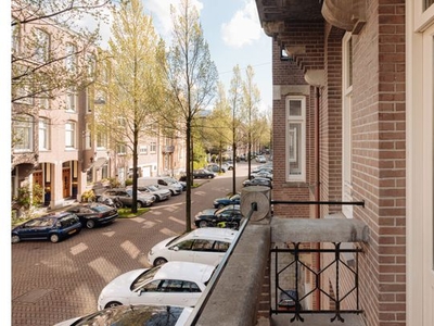 Huur 8 slaapkamer appartement van 231 m² in Amsterdam