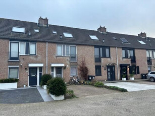 Woonhuis in Hoofddorp met 4 kamers