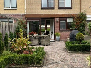 Woonhuis in Hoofddorp met 5 kamers