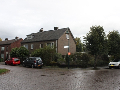 Pastoor Lemmensstraat in Ulvenhout (97m2)