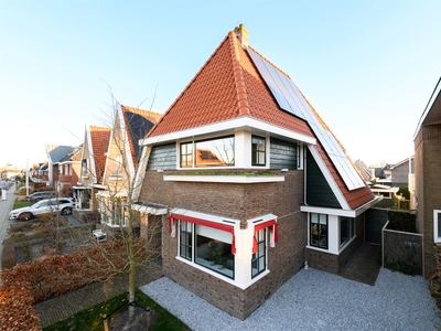 van Maasdijkstraat 12