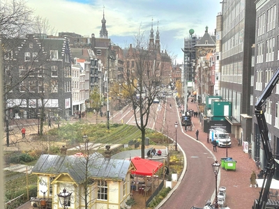 Nieuwezijds Voorburgwal in Amsterdam (76m2)