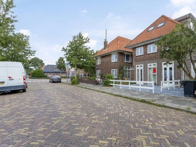 van Leeuwenhoekstraat in Leeuwarden (93m2)