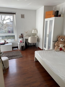 Appartement te huur Burgemeester Eliasstraat, Amsterdam