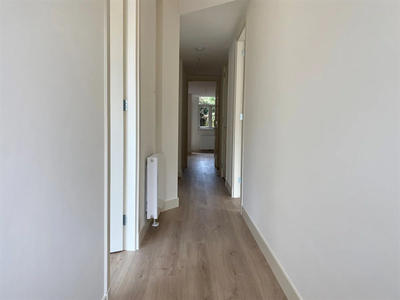 Appartement te huur Eerbeeklaan, Den Haag