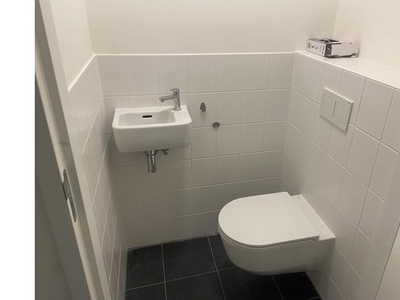 Huur 2 slaapkamer appartement van 64 m² in Groningen