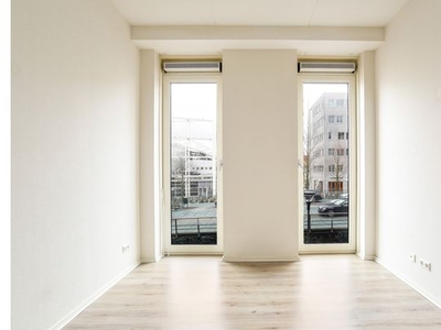 Huur 2 slaapkamer appartement van 74 m² in Leiden