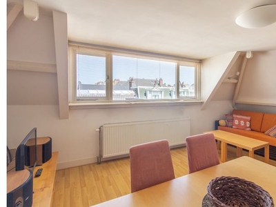 Huur 2 slaapkamer appartement van 75 m² in Delft