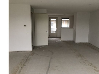 Huur 2 slaapkamer appartement van 86 m² in Helmond