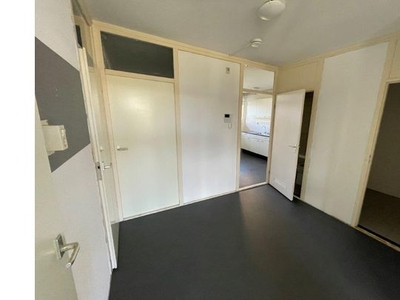 Huur 3 slaapkamer appartement van 67 m² in Capelle aan den IJssel