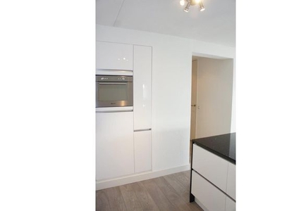 Huur 3 slaapkamer appartement van 99 m² in Amstelveen