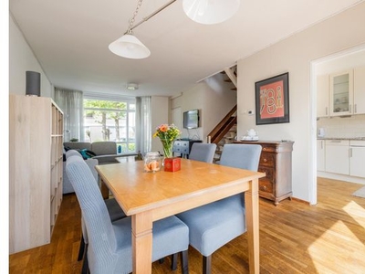 Huur 3 slaapkamer huis van 100 m² in Schiedam