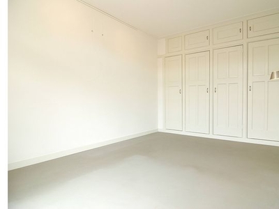 Huur 5 slaapkamer appartement van 110 m² in amsterdam