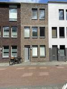 Tussenwoning te huur in Dordrecht