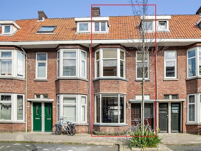 J A Alberdingk Thijmstraat 12