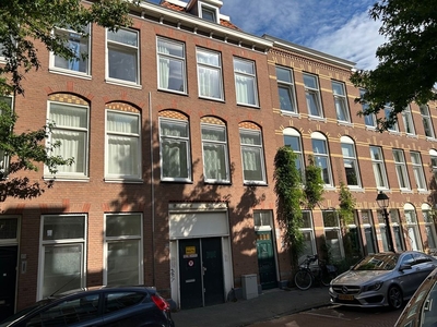 Newtonstraat in Den Haag (55m2)