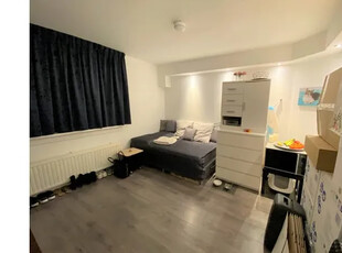 Huur 1 slaapkamer appartement van 15 m² in 's-Hertogenbosch