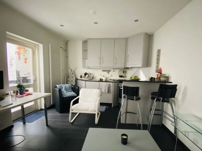 Appartement te huur Grote Gracht, Maastricht